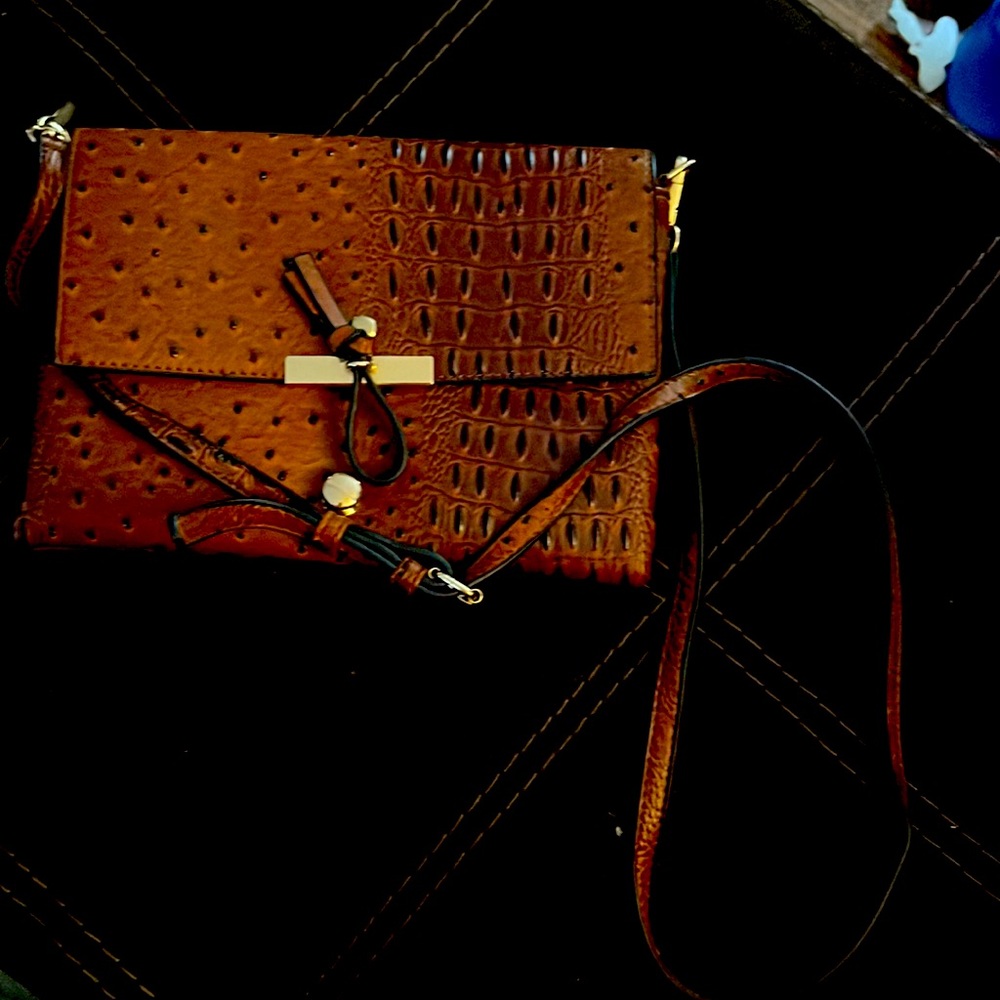 Le Miel vegan leather purse